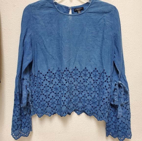Style Envy Tops - Style Envy Bohemian Blouse Blue Chambray Eyelet Hem Belle Sleeve Crop Medium